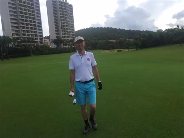 紅瓜子董事長_我們心底里羨慕而震撼的，是你們的企業(yè)家精神